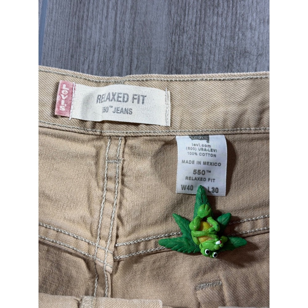 Levi's 550 Relaxed Fit Jeans 40x30 Tan Khaki Denim Classic Tapered Leg - Picture 6 of 8